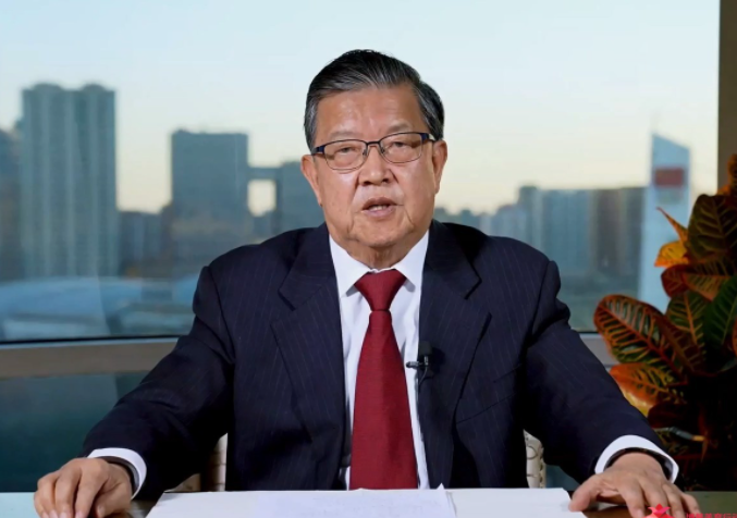 1640433547627827.png 龙永图.png